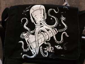 OCTOPUS IN SPACE (2)