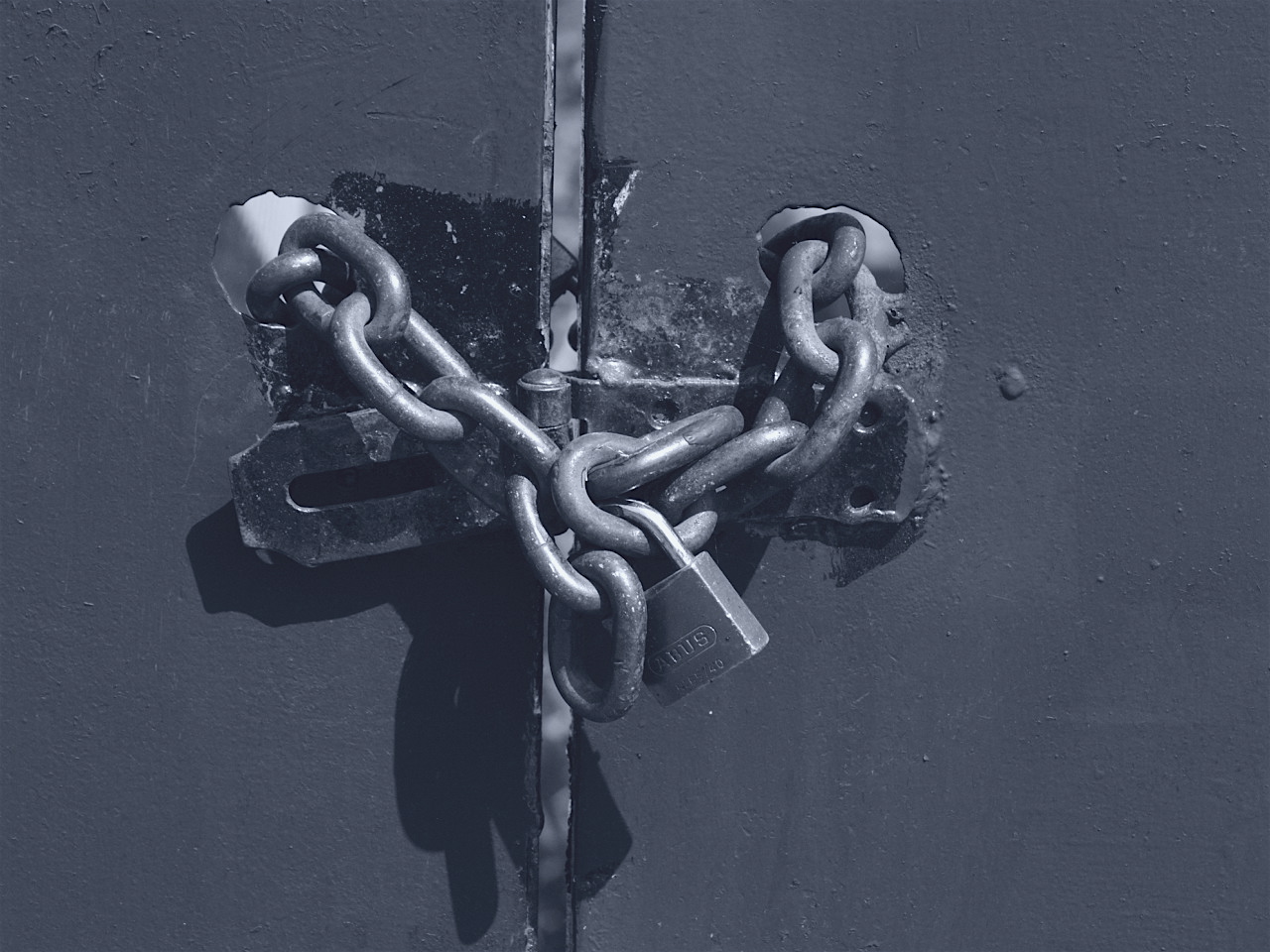 a chain and lock