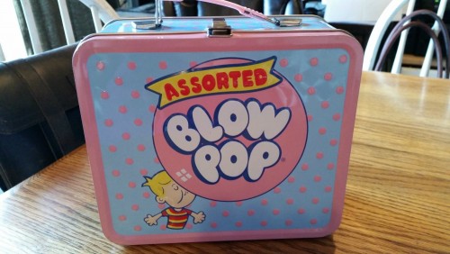Asstd blow pop lunchbox